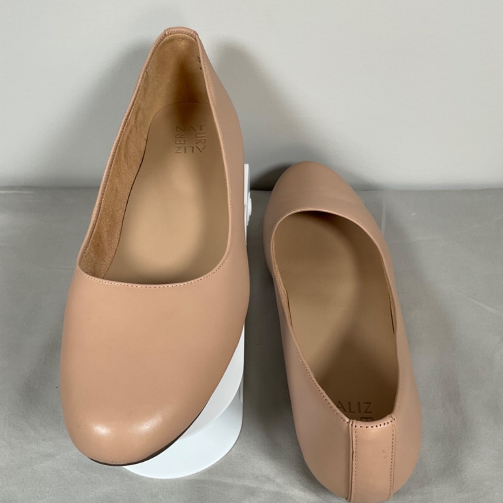 Practically New Naturalizer Flats - image 4